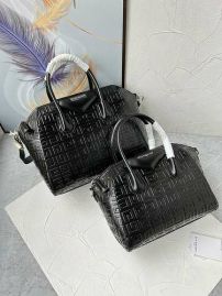 Picture of Givenchy Lady Handbags _SKUfw152447934fw